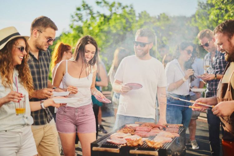 Réussissez vos soirées barbecue avec vos amis cet été !