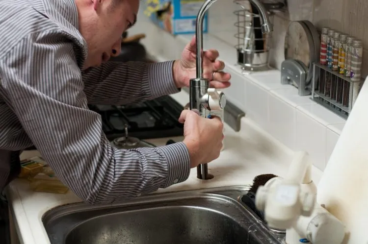 Comment trouver et embaucher le bon plombier ?