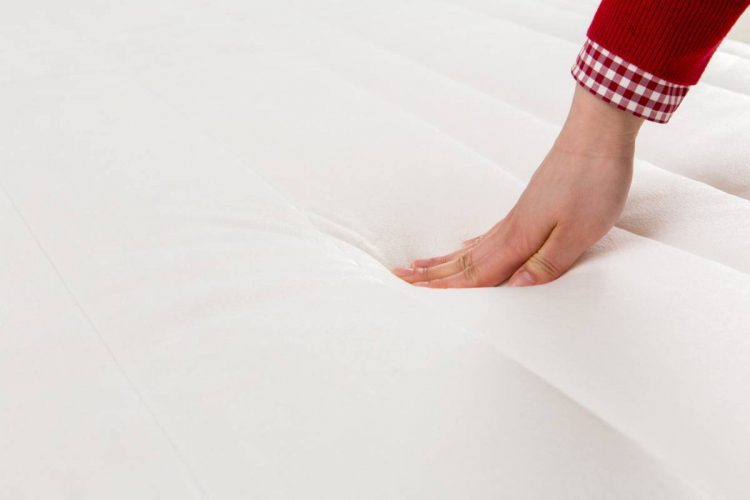 Matelas à mémoire de forme : quelles sont ses caractéristiques ?