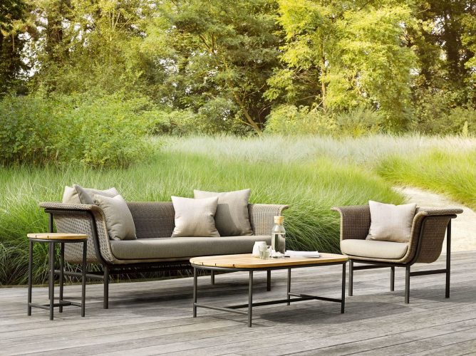 Comment choisir un salon de jardin haut de gamme?