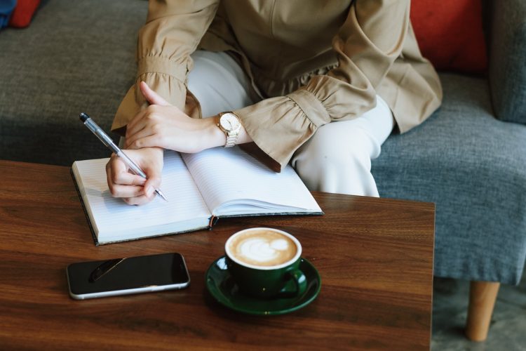 Habilitation familiale et compte bancaire : explications