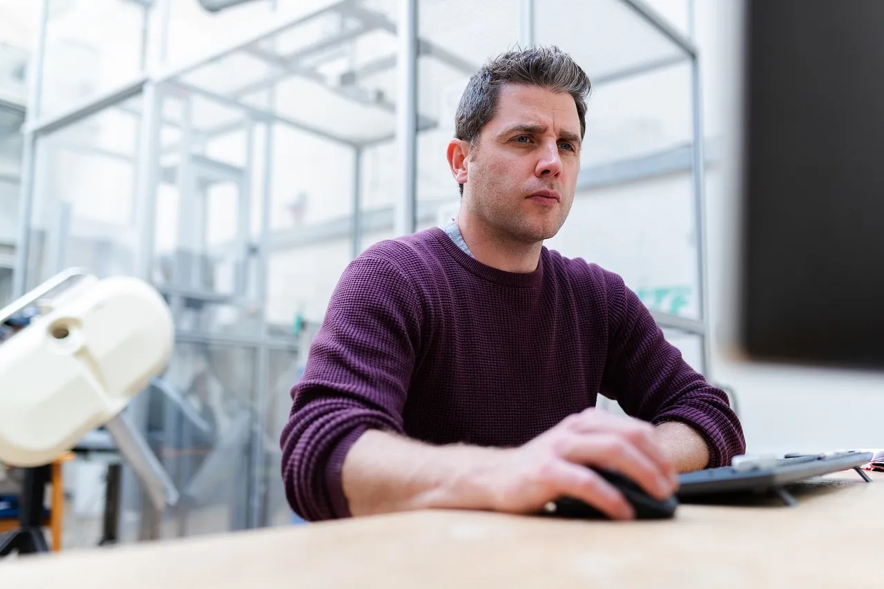 Les aides pour lancer son site internet dans le batiment