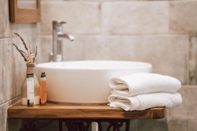 Meuble de salle de bain design: top 4 des dernières tendances