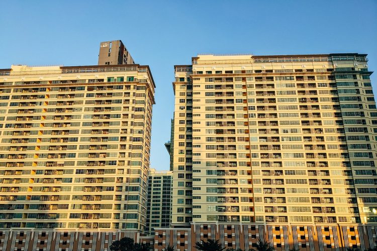SelogerBureaux et Commerces : le site de recherche immobilière