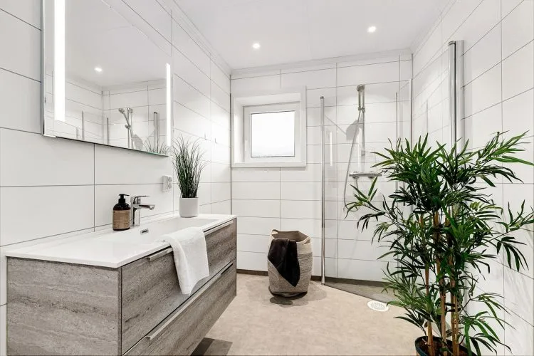 Petite salle de bain 3 m2 ou moins de 5 m2 : comment l’aménager ?