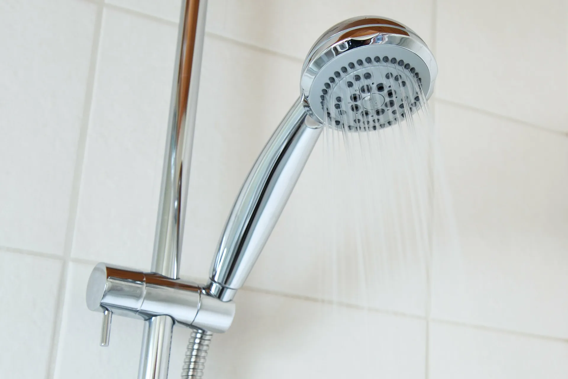 Couper le chauffe-eau permet-il vraiment de faire des économies ?