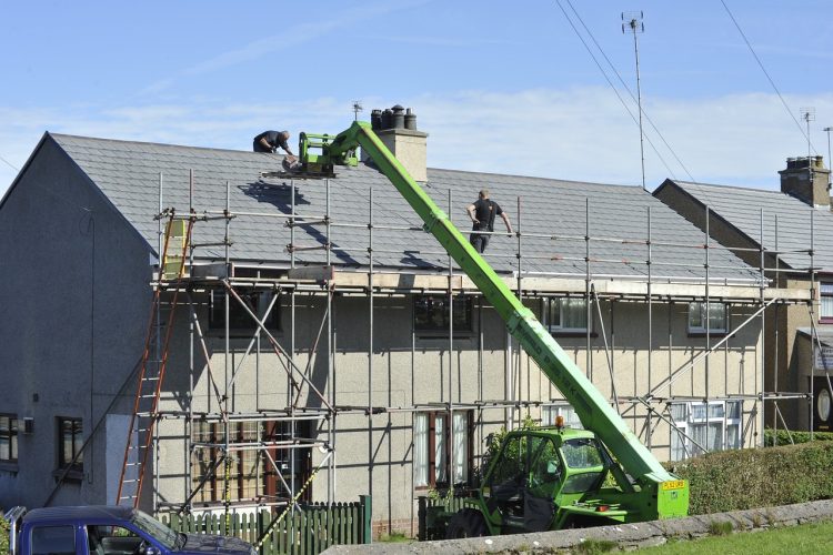 Travaux d’étanchéité de toiture : jusqu’à 30% d’économies à réaliser