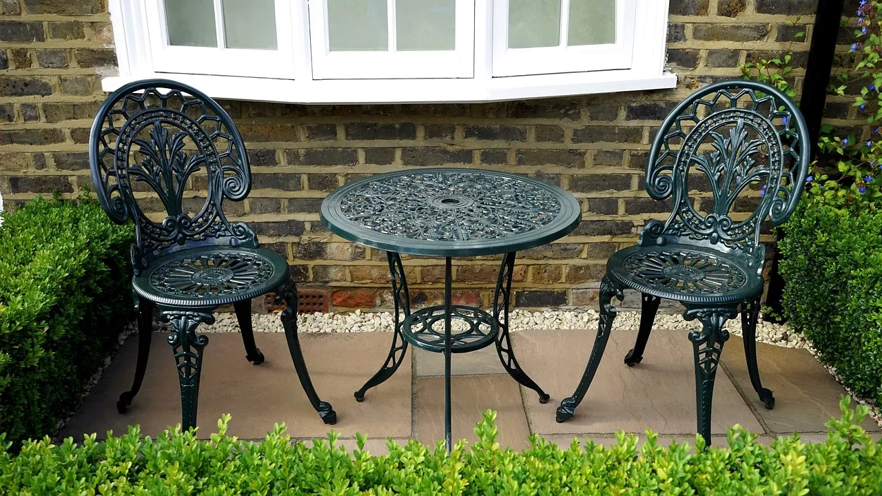 Les meilleurs matériaux pour vos mobiliers de jardin en extérieur