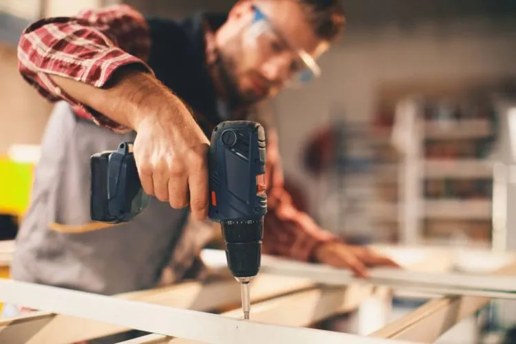 Quel professionnel pour coordonner les travaux de votre rénovation ?