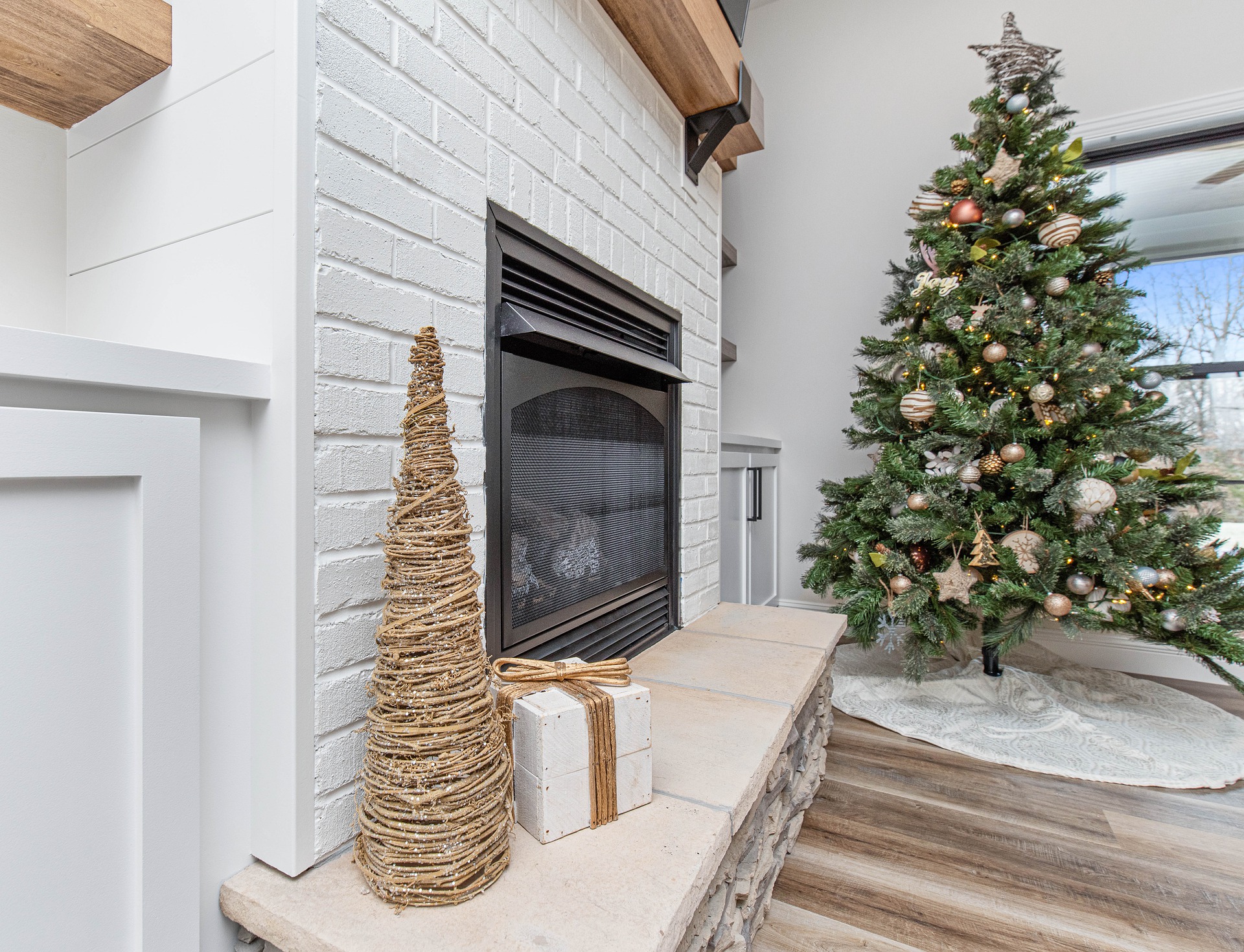 Des idées de décoration pour la cheminée de Noël que vous allez adorer !