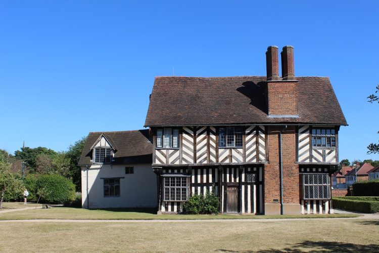 Pourquoi opter pour des extensions en bois dans votre maison ?