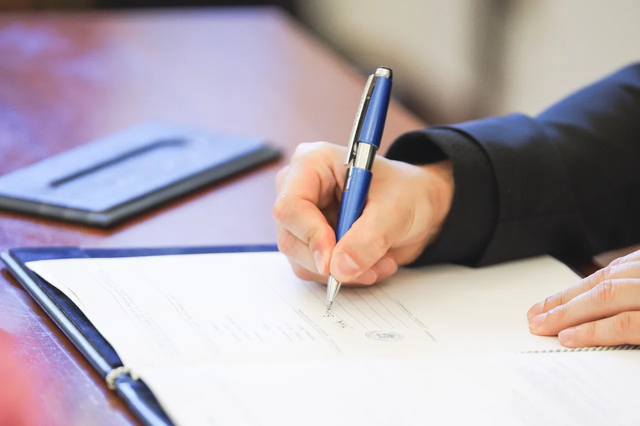 Comprendre le pré-état daté en immobilier: Guide essentiel pour les vendeurs