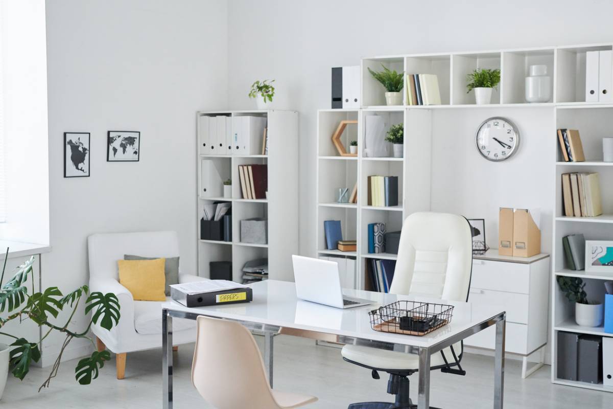 Bureaux : comment optimiser les rangements sans outils ?