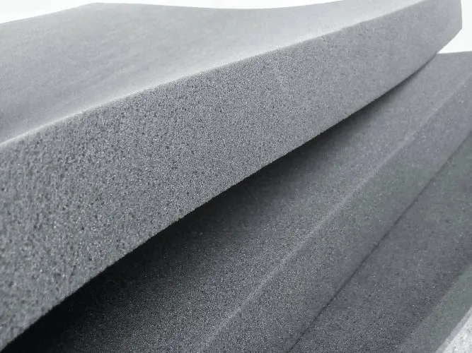 mousse polyester