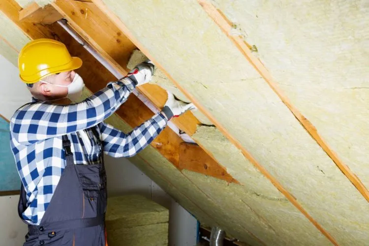 Isolation de toiture : à quoi sert le label RGE ?