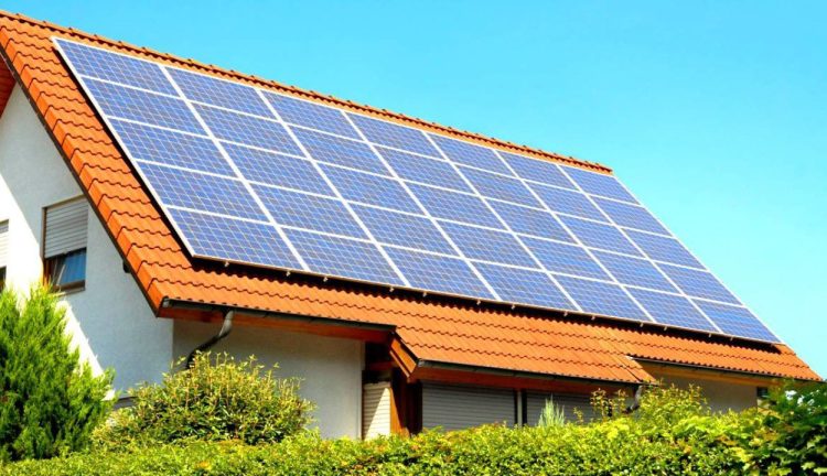 Comment installer un panneau solaire?