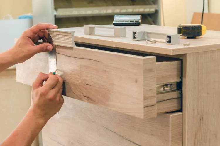 Meubles en bois : 4 projets DIY faciles