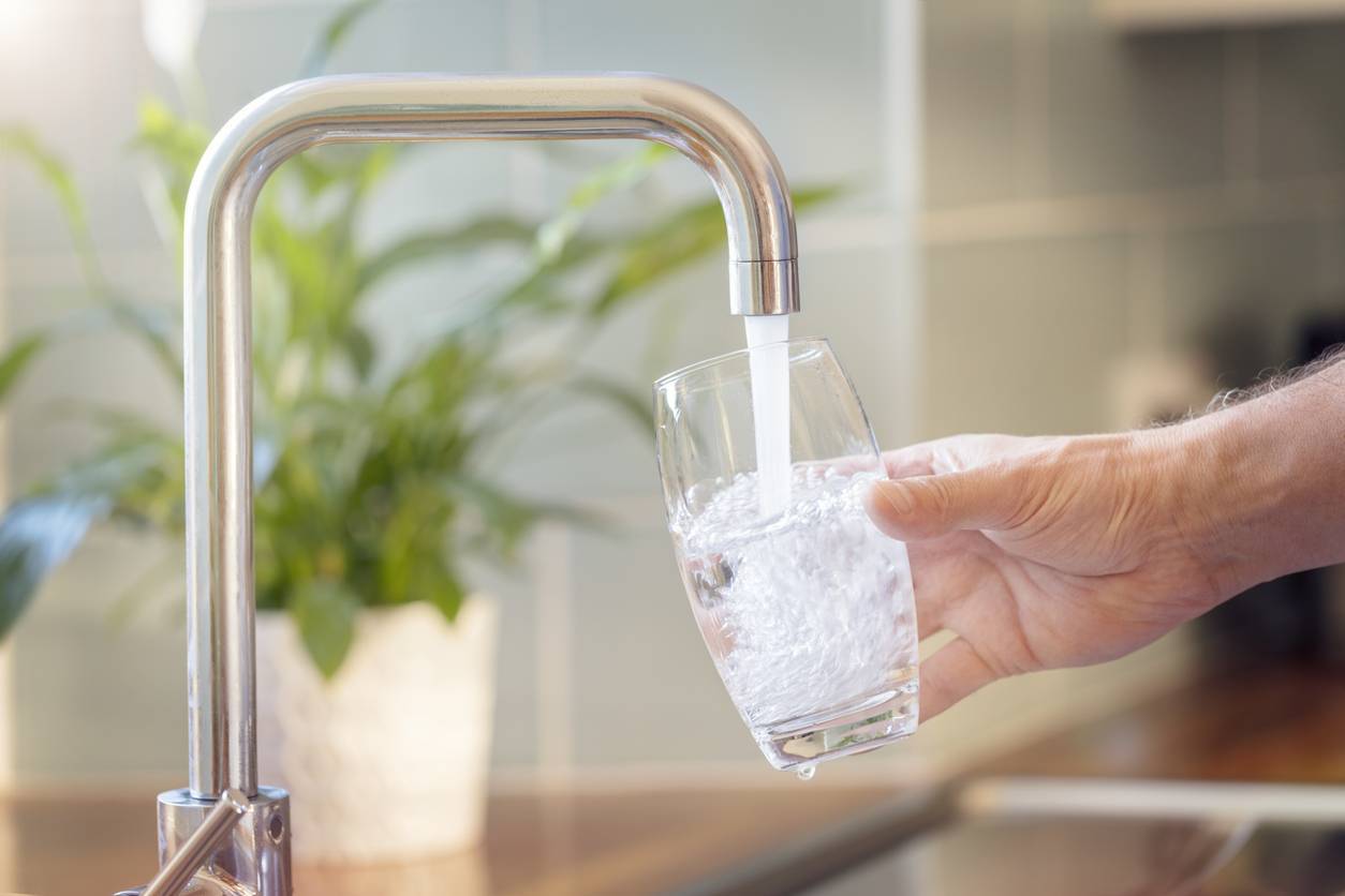 obtenir eau sans calcaire adoucisseur d'eau au CO2