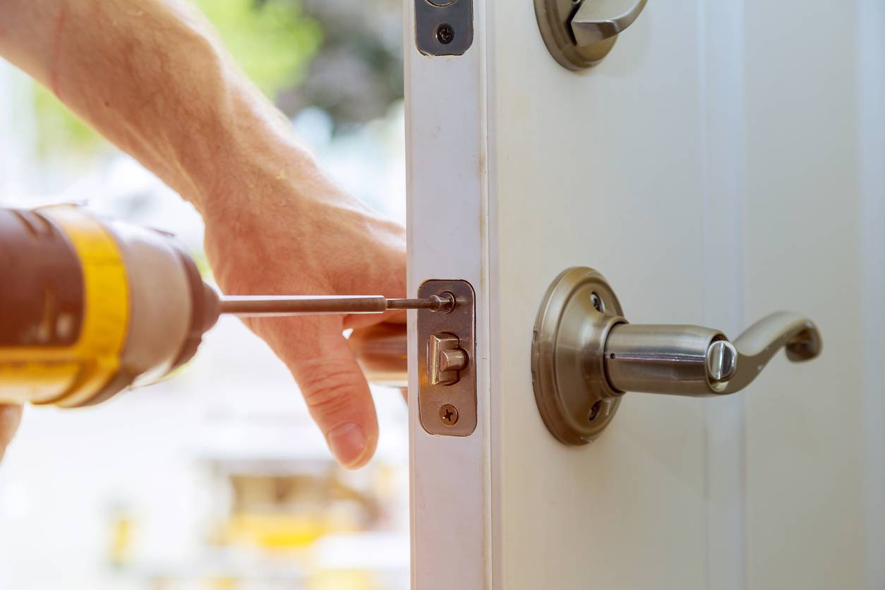 serrure porte déblocage
