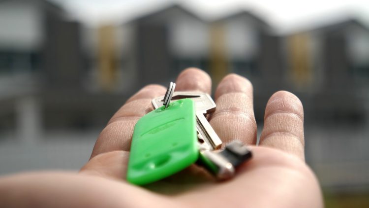 Faut-il réellement investir dans son logement principal ?