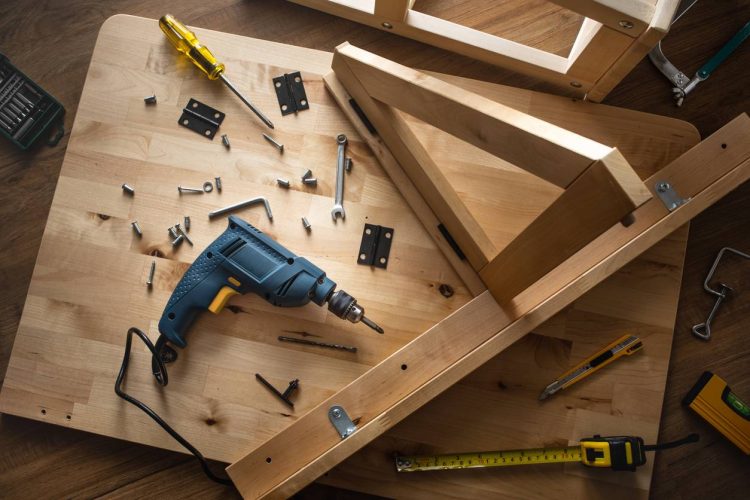 fabrication d'une table en bois