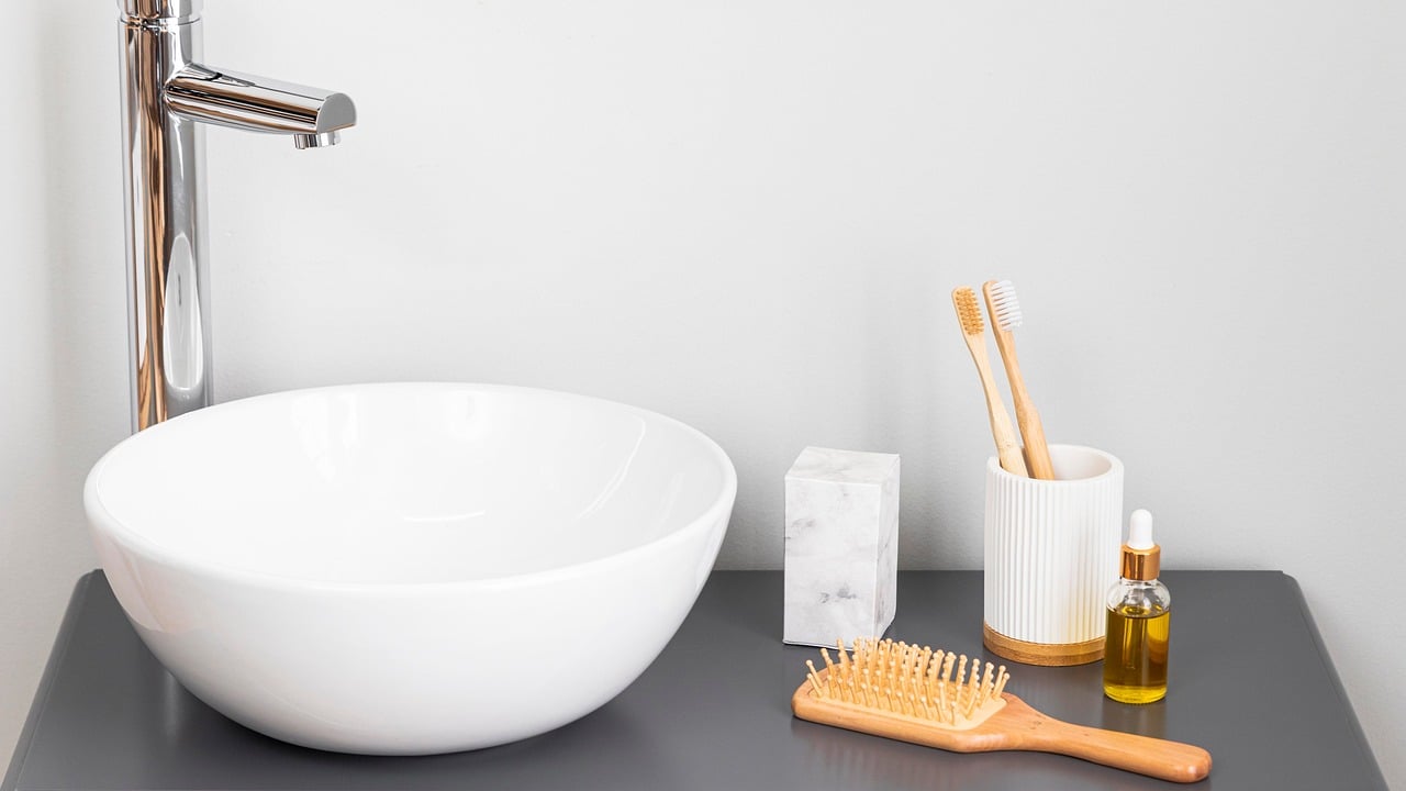 meuble salle de bain sur pieds